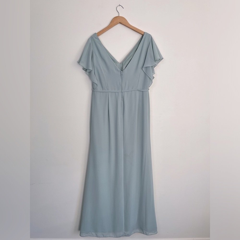 David’s Bridal Long Flutter Sleeve Bridesmaid Dress - Picture 5 of 13